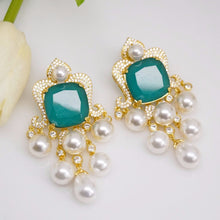 Load image into Gallery viewer, YGP Emerald Pearl Dangle Earrings - Enumu