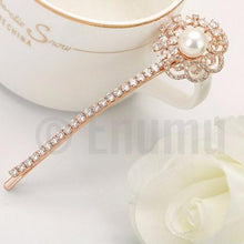 Load image into Gallery viewer, Pearl and CZ Hair Clip - Enumu
