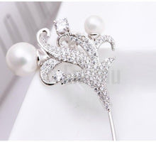 Load image into Gallery viewer, Lilly and Pearl Brooch - Enumu