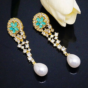 Emerald Pearl Long Dangle Earrings - Enumu