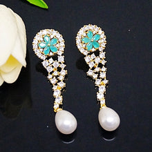 Load image into Gallery viewer, Emerald Pearl Long Dangle Earrings - Enumu