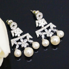 Load image into Gallery viewer, Pearl Flower Dangle Earrings - Enumu
